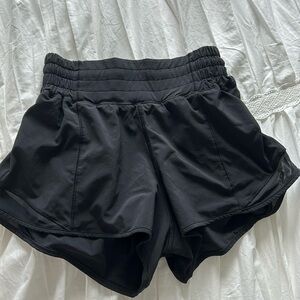 Lululemon hottie hot shorts high rise